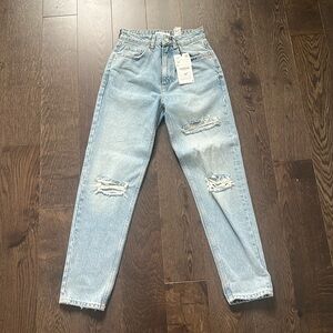 Zara high-rise ripped jeans, light wash denim, size US 0, never worn